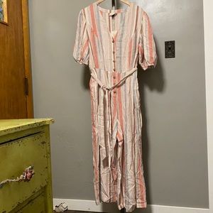 Universal Thread XL Stripe romper with pockets